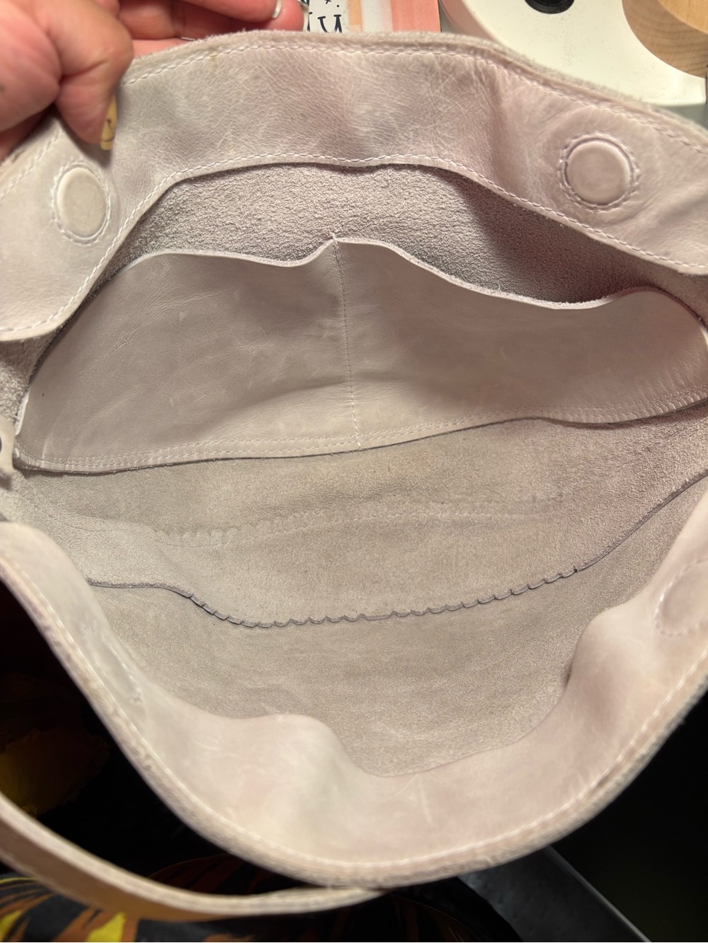 Portland Leather Goods | Large Koala | Beluga - Picture 12 of 16